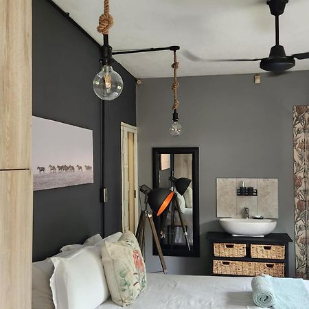 Mahogany Guesthouse Mbombela Eksteriør bilde