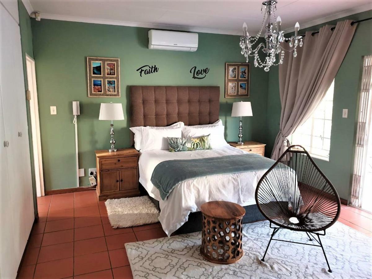 Mahogany Guesthouse Mbombela Eksteriør bilde